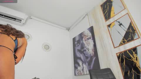 Snapshot of thamara_thompsonts chatting on 26, 10, 2025 Thamara Thompsont online show from 26, 10, 2025