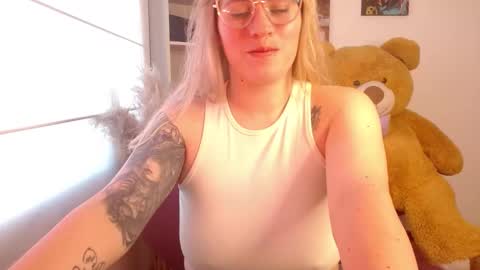   online show from 16, 1, 2025