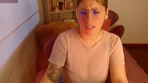   online show from 23, 1, 2025