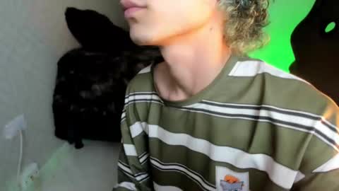 thanier_18 online show from 28, 2, 2026