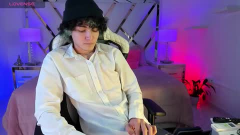 thanier_18 online show from 18, 3, 2026