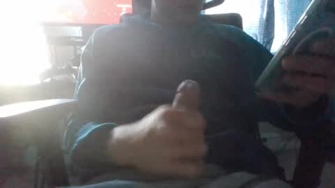 A guy online show from 23, 4, 2026