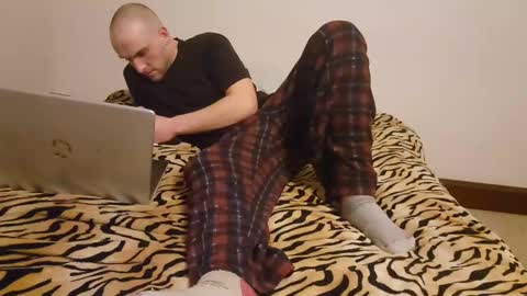 thatman1997655 online show from 25, 3, 2026