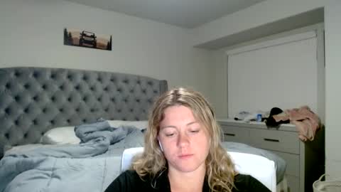 thatprettyblondegirl online show from 21, 2, 2025