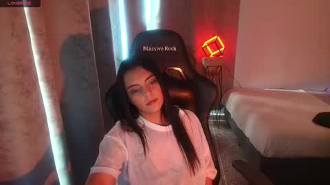 Snapshot of thays_mawakye01 chatting on 2, 11, 2025 Paola online show from 2, 11, 2025
