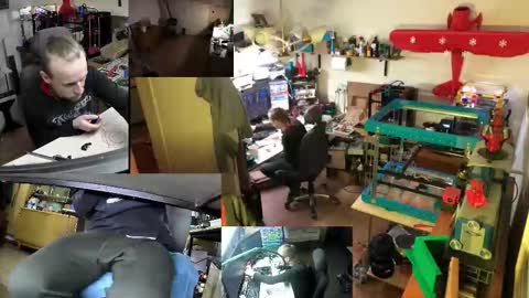 Snapshot of the0archon chatting on 17, 12, 2025 Michal online show from 17, 12, 2025