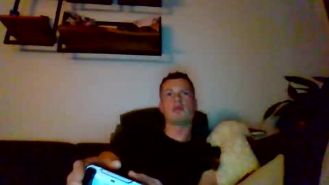 Dennis online show from 7, 4, 2026