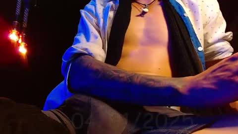 GIORGGIO online show from 4, 1, 2025