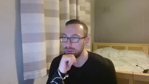 Snapshot of the_big_spoon chatting on 12, 1, 2026 the_big_spoon online show from 12, 1, 2026