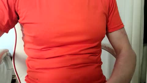 Snapshot of the_hard_baguette chatting on 18, 2, 2026 La Baguette dure online show from 18, 2, 2026