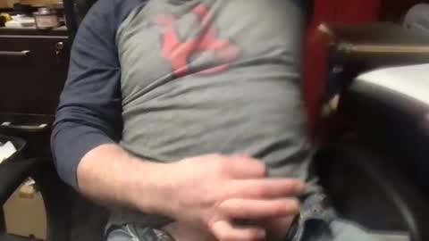 Snapshot of the_johnny_bravo chatting on 18, 12, 2024 BarryMcCockiner online show from 18, 12, 2024