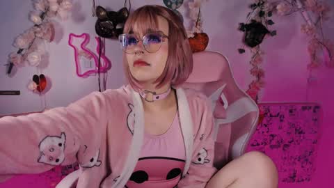 ...  ... online show from 22, 2, 2025