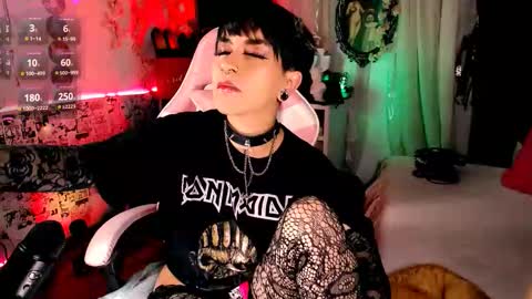 ...  ... online show from 2, 10, 2025