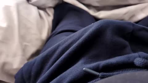 Snapshot of the_one_who_is_small chatting on 6, 12, 2024 TheOne online show from 6, 12, 2024