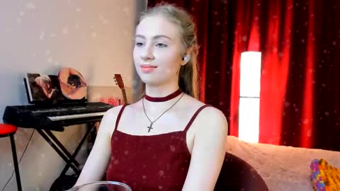 Ally    STREAMING ON TWITCH NOW Check my Twitter for updates online show from 22, 2, 2025