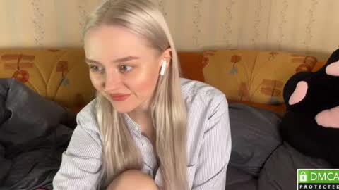 Snapshot of thealiceland chatting on 29, 6, 2026 Alice online show from 29, 6, 2026