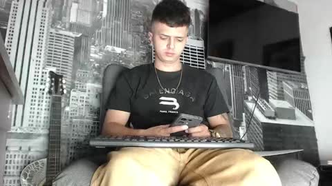 Snapshot of theangelmiguel chatting on 18, 12, 2024 Miguel Angel online show from 18, 12, 2024
