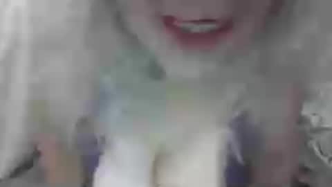 The Arctic Milf online show from 19, 6, 2026