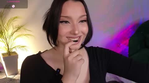 Snapshot of thebbylu chatting on 12, 10, 2025 Lucy online show from 12, 10, 2025