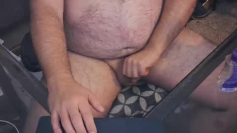 Snapshot of thebearking69 chatting on 19, 10, 2025 The Bear King online show from 19, 10, 2025