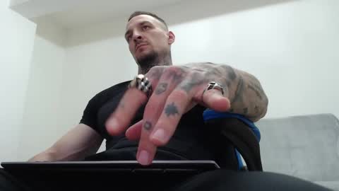 John online show from 8, 5, 2026