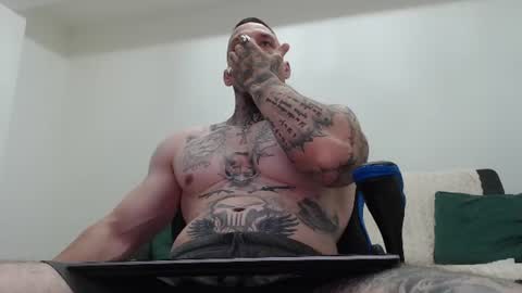 Snapshot of thebestmuscles chatting on 25, 6, 2026 John online show from 25, 6, 2026