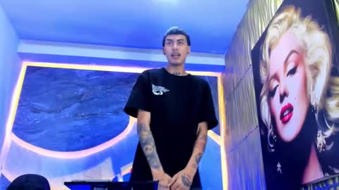 Snapshot of thebigdanni chatting on 7, 2, 2026 DEAN AND MARY online show from 7, 2, 2026