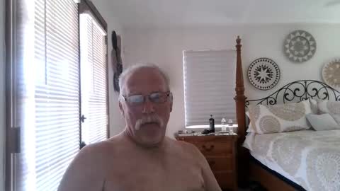 Snapshot of thecooltool_1 chatting on 3, 3, 2026 thecooltool_1 online show from 3, 3, 2026