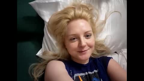 Snapshot of thedancingalien chatting on 16, 5, 2026 Kassandra Grant online show from 16, 5, 2026