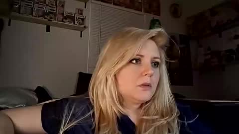 Snapshot of thedancingalien chatting on 23, 5, 2026 Kassandra Grant online show from 23, 5, 2026