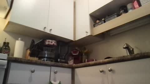 Masked Milf Christina online show from 25, 10, 2025