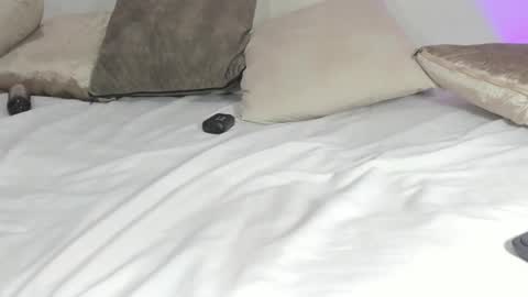 Thedol1 online show from 9, 3, 2025