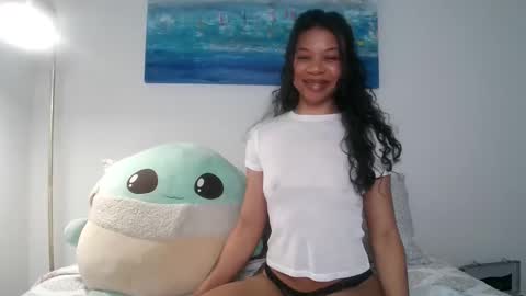 Pizzababe22 online show from 24, 2, 2025