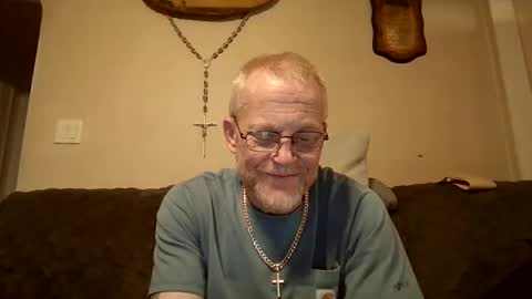 Snapshot of thee_lone_boner chatting on 21, 9, 2025 Alpha online show from 21, 9, 2025