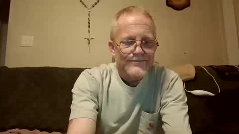 Snapshot of thee_lone_boner chatting on 11, 10, 2025 Alpha online show from 11, 10, 2025