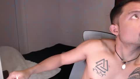 Snapshot of thefriskyasian chatting on 3, 12, 2024 Jaycee online show from 3, 12, 2024