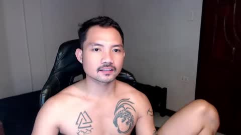Snapshot of thefriskyasian chatting on 7, 1, 2025 Jaycee online show from 7, 1, 2025