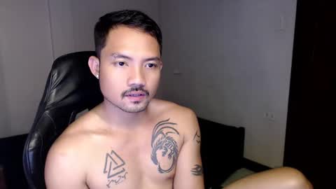 Snapshot of thefriskyasian chatting on 8, 1, 2025 Jaycee online show from 8, 1, 2025