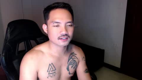 Snapshot of thefriskyasian chatting on 10, 1, 2025 Jaycee online show from 10, 1, 2025
