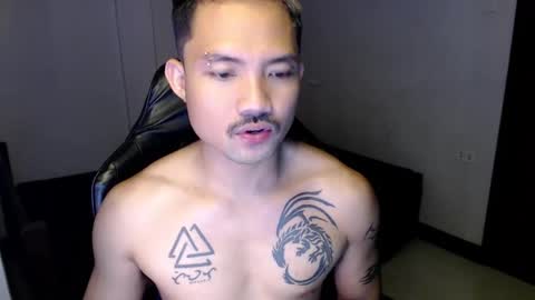 Snapshot of thefriskyasian chatting on 13, 1, 2025 Jaycee online show from 13, 1, 2025