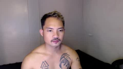 Snapshot of thefriskyasian chatting on 23, 1, 2025 Jaycee online show from 23, 1, 2025