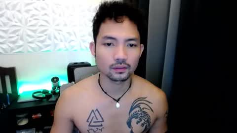 Snapshot of thefriskyasian chatting on 4, 10, 2025 Jaycee online show from 4, 10, 2025