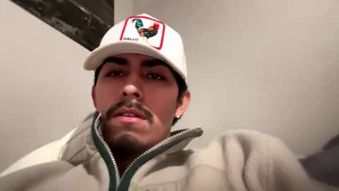 Snapshot of theglorious2002 chatting on 25, 11, 2025 theglorious2002 online show from 25, 11, 2025