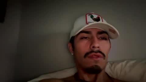 Snapshot of theglorious2002 chatting on 27, 11, 2025 theglorious2002 online show from 27, 11, 2025