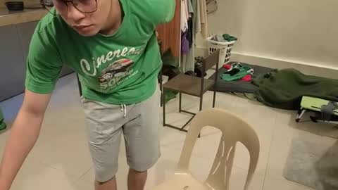 Green online show from 9, 4, 2026