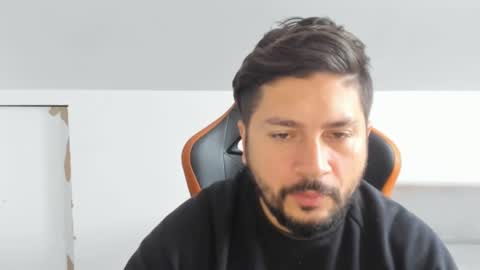 Snapshot of theguardian7 chatting on 30, 10, 2025 theguardian7 online show from 30, 10, 2025