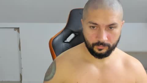 Snapshot of theguardian7 chatting on 15, 11, 2025 theguardian7 online show from 15, 11, 2025