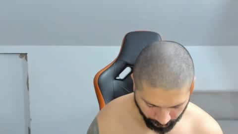 Snapshot of theguardian7 chatting on 20, 11, 2025 theguardian7 online show from 20, 11, 2025