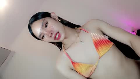 Snapshot of thehornygirl_laisa chatting on 16, 12, 2024 laisa online show from 16, 12, 2024