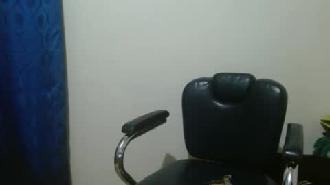 thehousedog online show from 24, 10, 2025